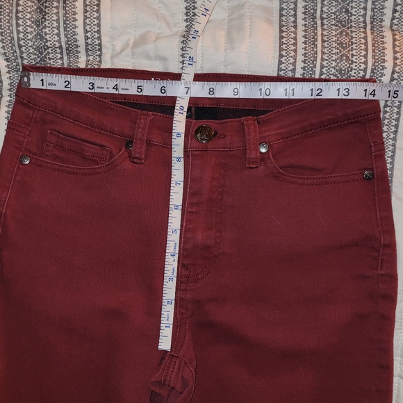 DG2 Burgundy Red Stretchy Mid Rise Super Flare Bell Bottom Jeans Size 6 - Picture 15 of 16
